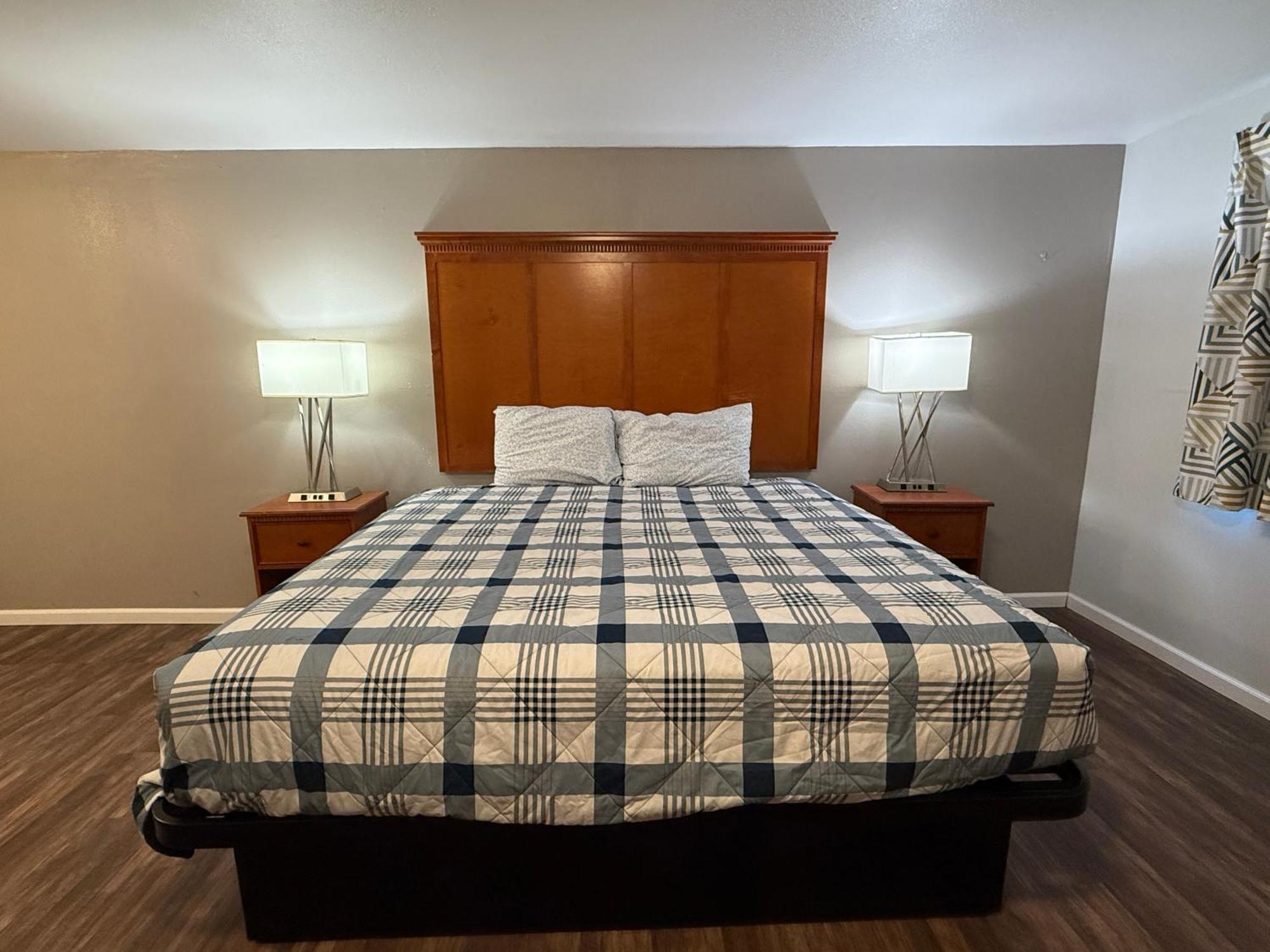 Budget Inn بيند المظهر الخارجي الصورة